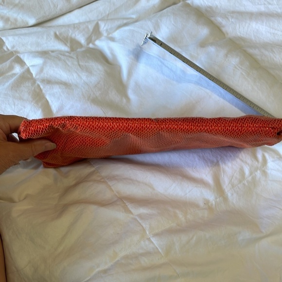 Kenneth Cole Reaction | Faux Snakeskin |Orange & Gold | Envelope Clutch/ Purse - Picture 14 of 15